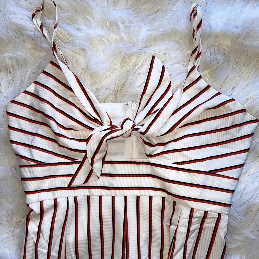 Jumpsuit - Picture 2 of 3